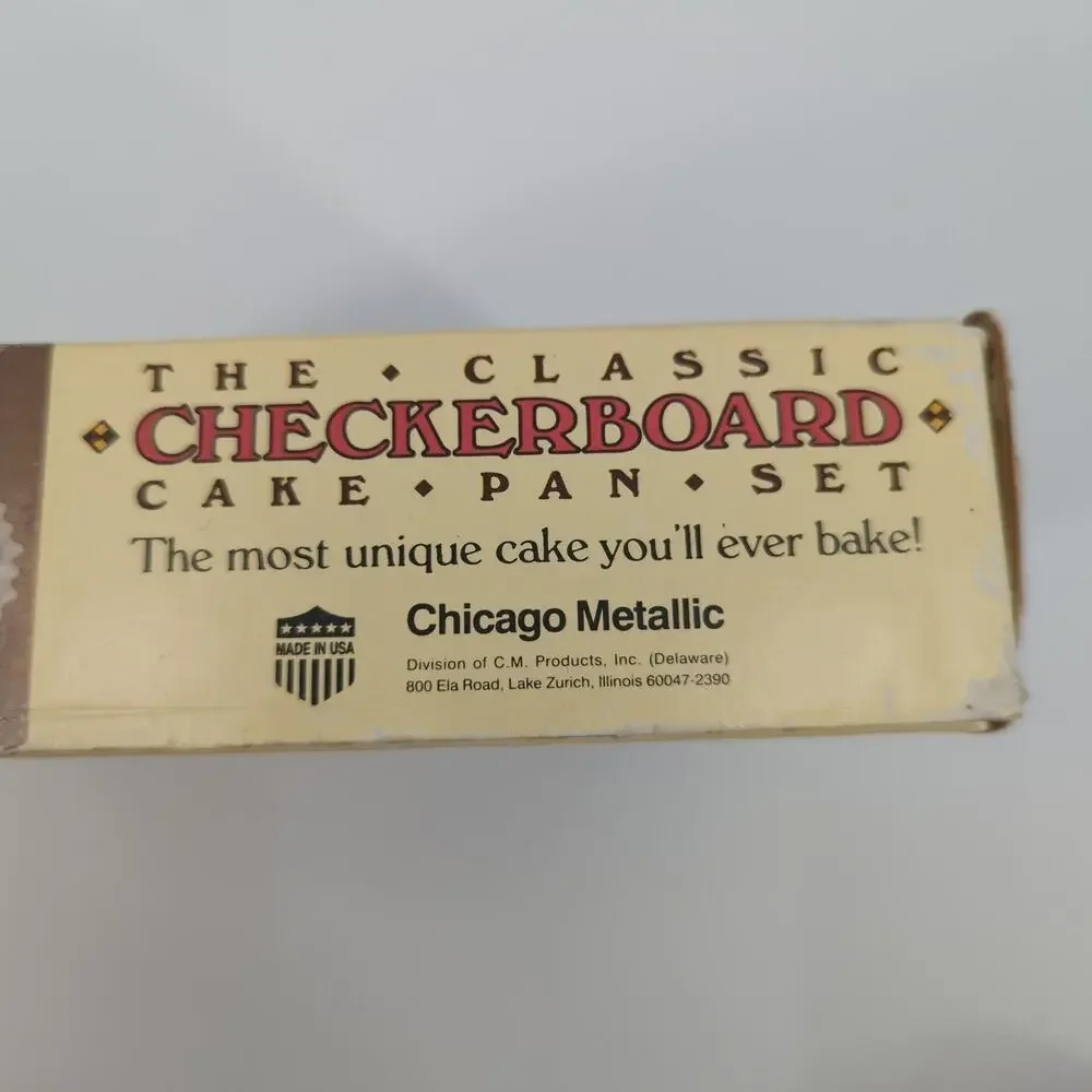 Vintage Chicago Metallic Checkerboard Cake Pan Set 9